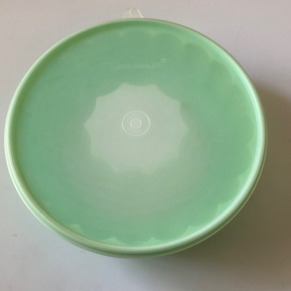 Vintage Tupperware Mint Green Jel-Ring Jello Mold Set 3-Piece #1202 - Picture 2 of 12